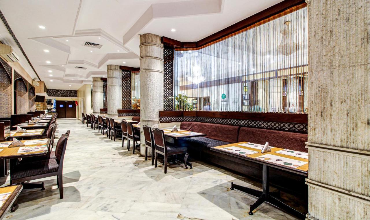 Hotel Treebo Trend Wood Bridge Hyderabad Exterior foto