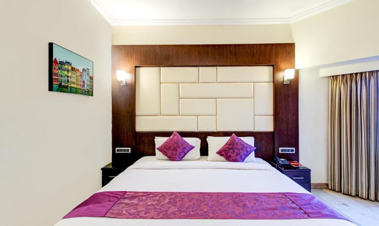 Hotel Treebo Trend Wood Bridge Hyderabad Exterior foto